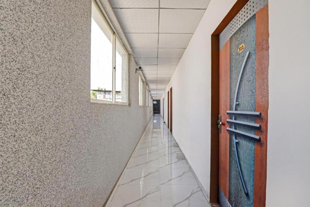 Hotel Mayura, Ankleshwar Kültér fotó