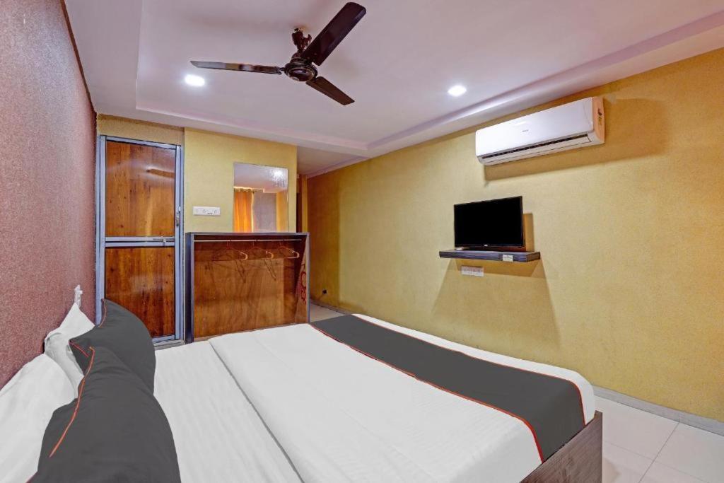Hotel Mayura, Ankleshwar Kültér fotó